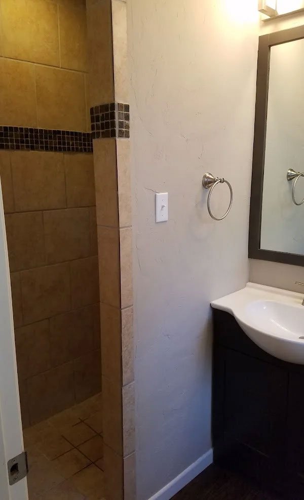 Bathroom Remodeling Gallery image