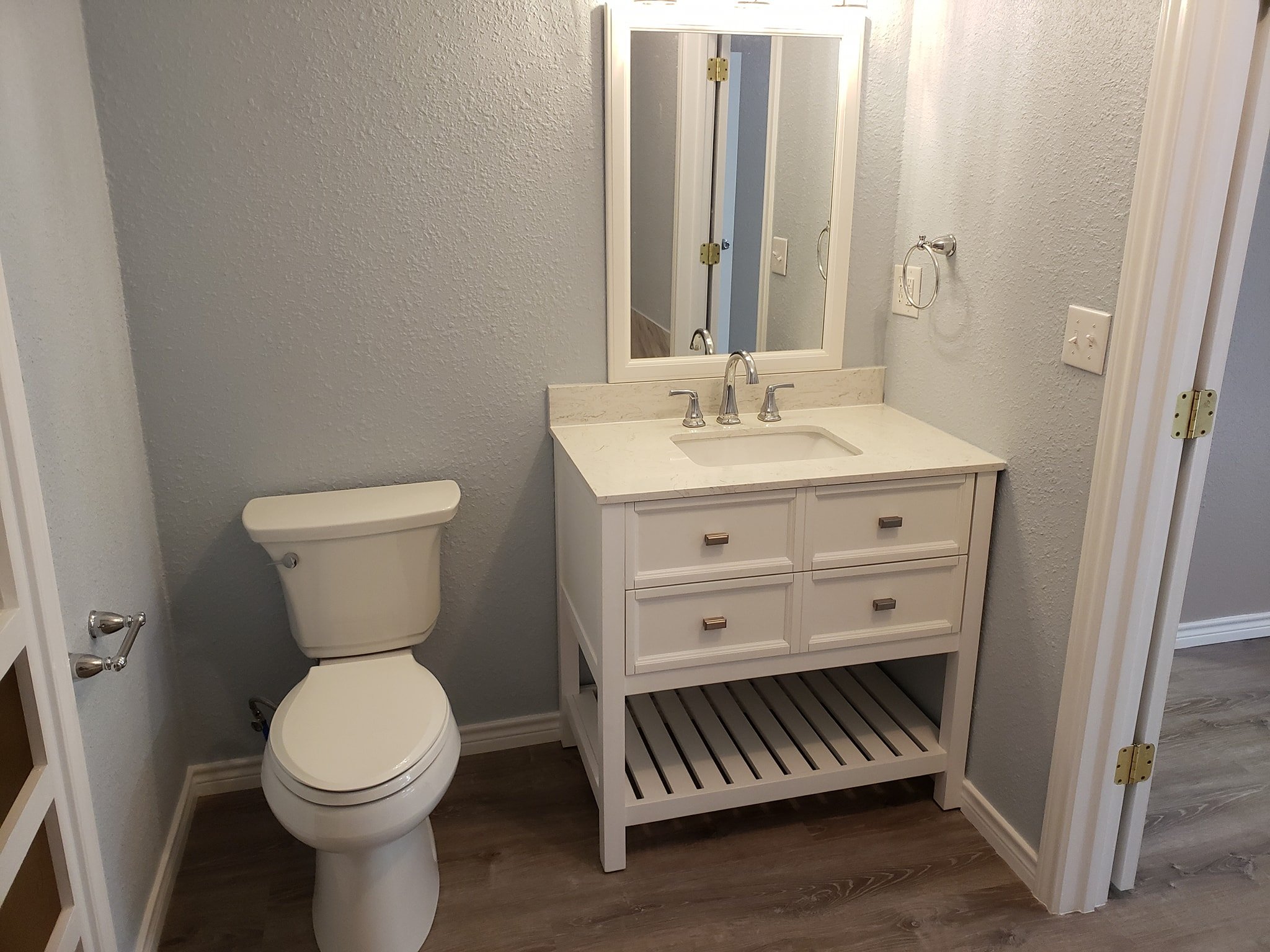 Bathroom Remodeling Gallery image