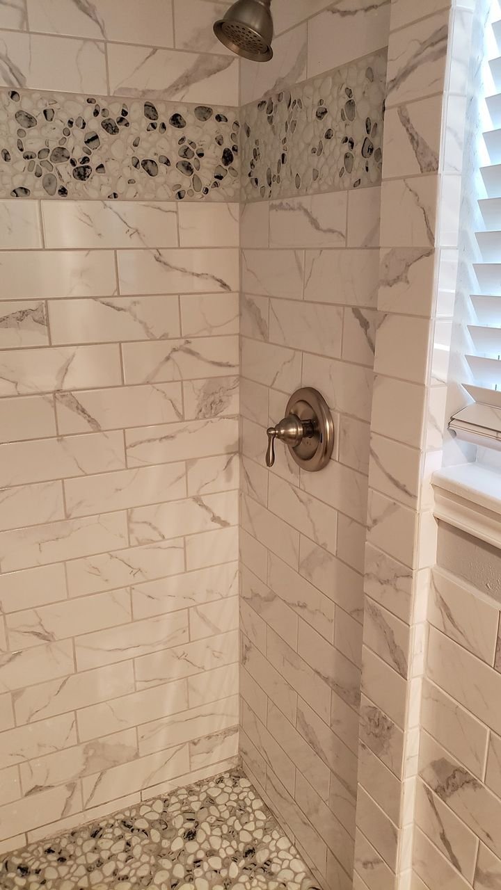 Bathroom Remodeling Gallery image