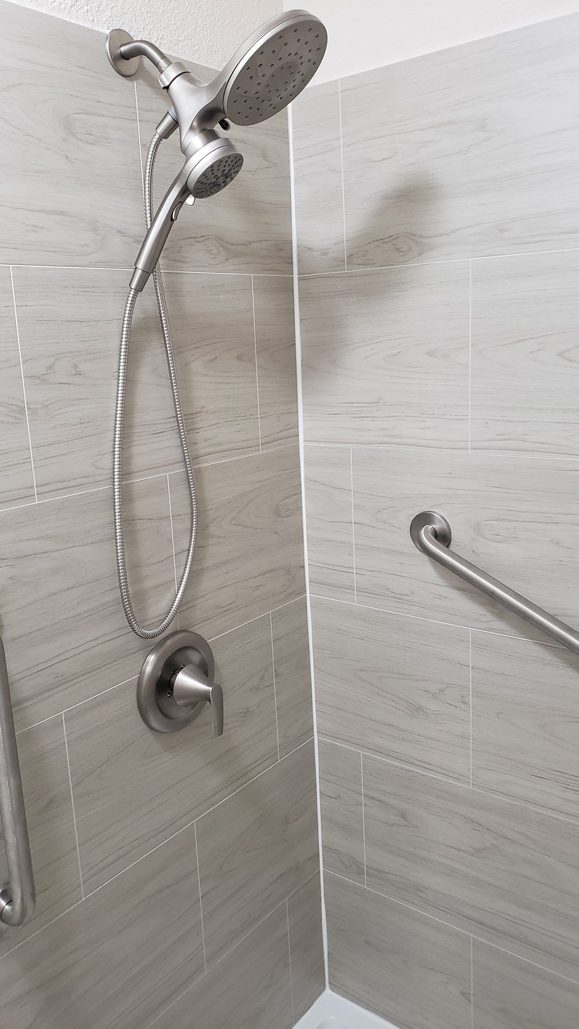 Bathroom Remodeling Gallery image