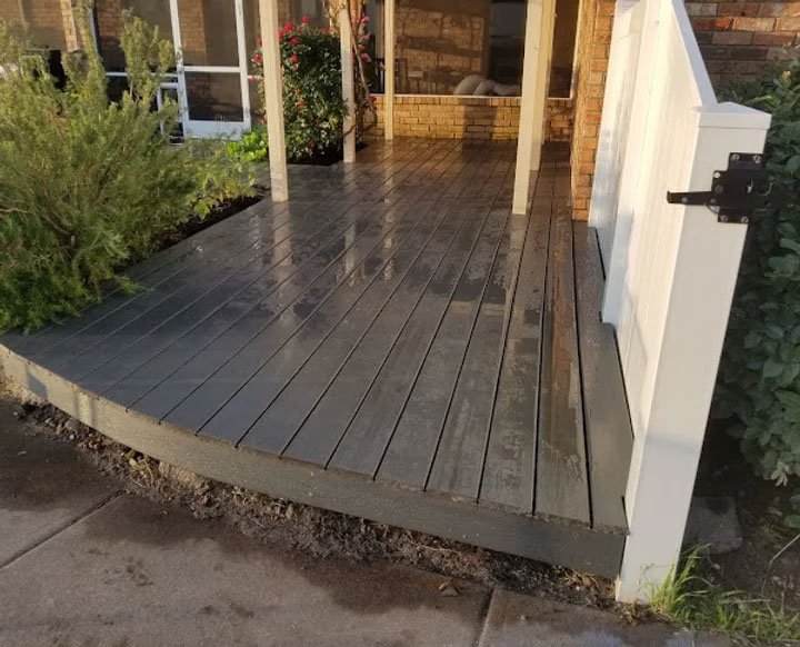Decks and Patios Gallery image